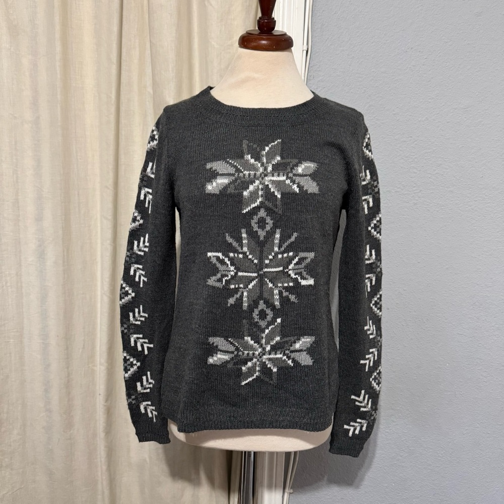 Princess Vera Wang Women Snowflake Round Neck Gray Pullover‎ Christmas Sweater M